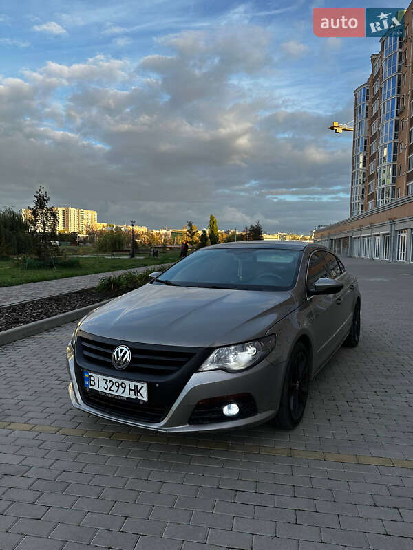 Купе Volkswagen CC / Passat CC 2009 в Харькове