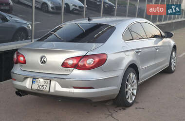 Купе Volkswagen CC / Passat CC 2011 в 