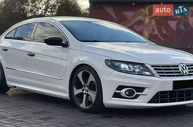 Купе Volkswagen CC / Passat CC 2012 в 
