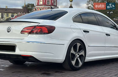 Купе Volkswagen CC / Passat CC 2012 в 