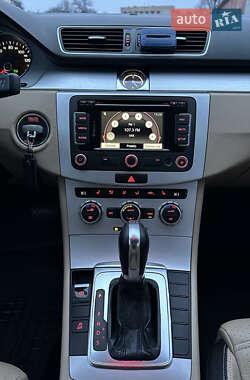 Купе Volkswagen CC / Passat CC 2012 в 