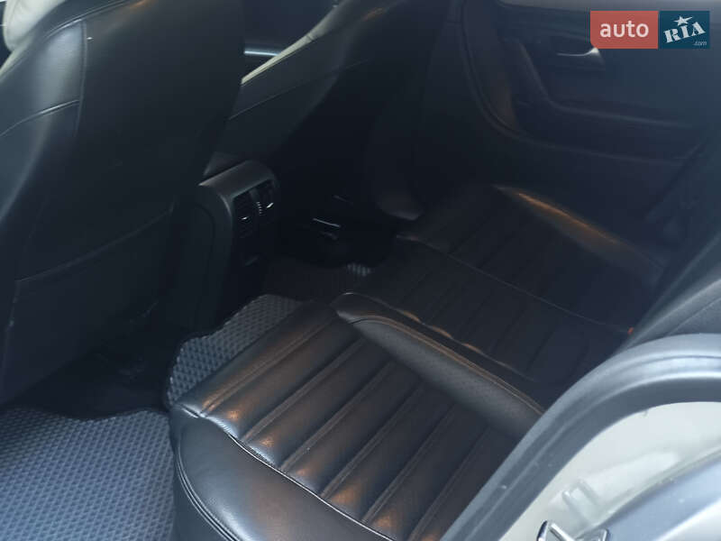 Купе Volkswagen CC / Passat CC 2014 в Киеве