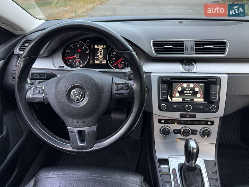 Купе Volkswagen CC / Passat CC 2013 в Києві