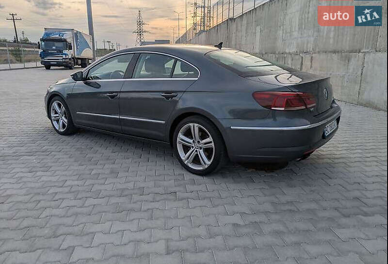 Купе Volkswagen CC / Passat CC 2012 в Києві