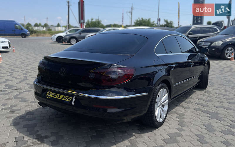 Купе Volkswagen CC / Passat CC 2011 в Мукачево