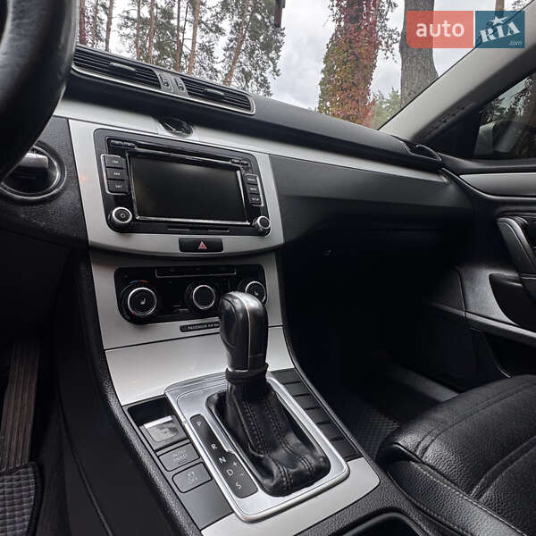 Купе Volkswagen CC / Passat CC 2012 в Львове