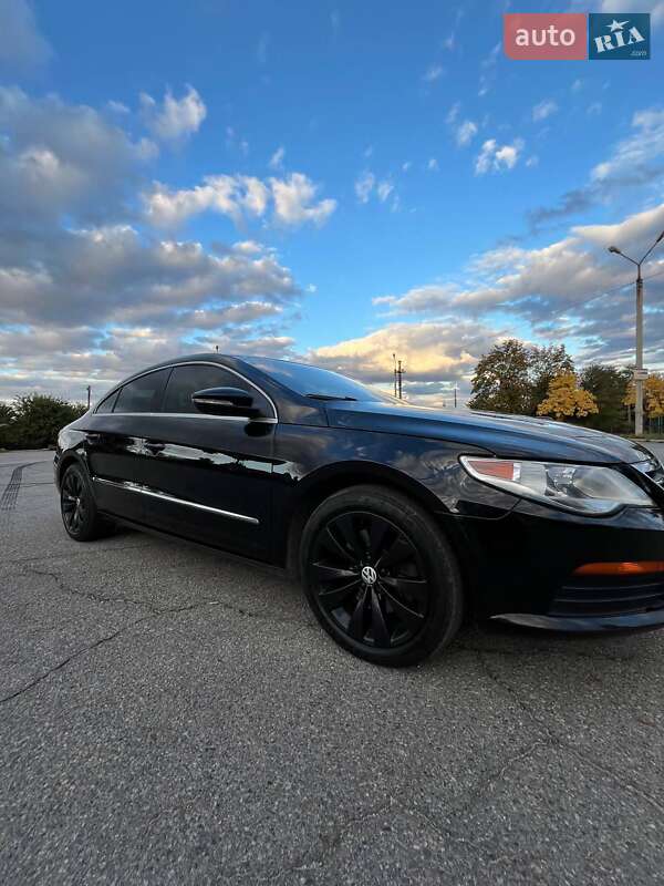 Купе Volkswagen CC / Passat CC 2011 в Запорожье