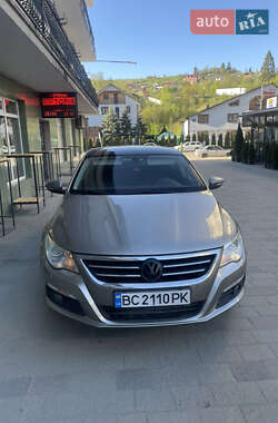 Купе Volkswagen CC / Passat CC 2010 в Сколе