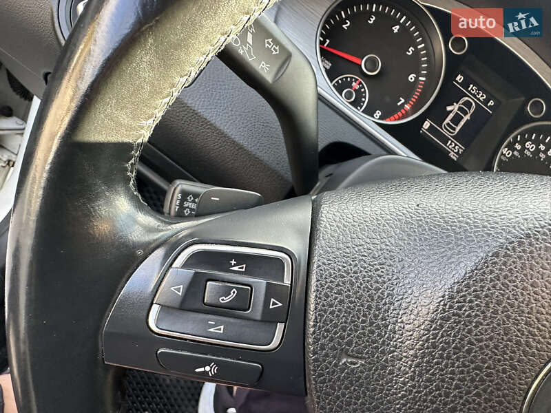Купе Volkswagen CC / Passat CC 2015 в Могилів-Подільському