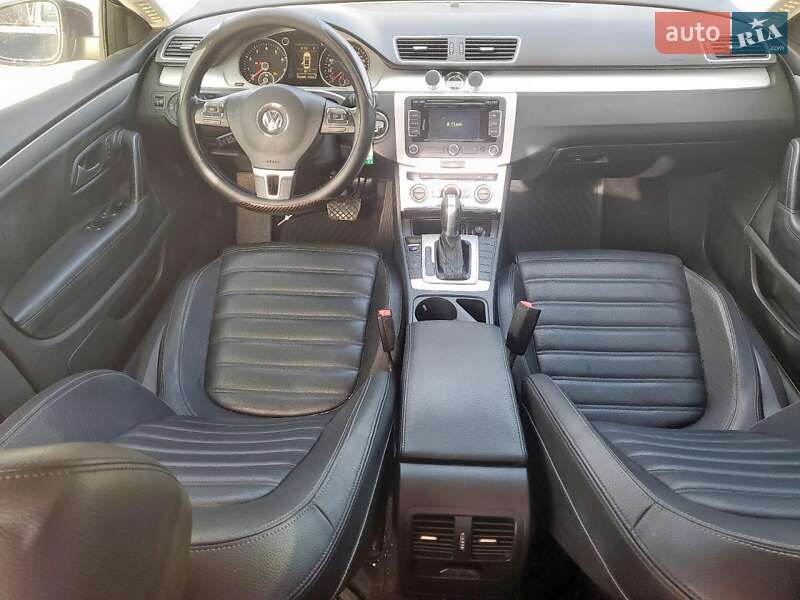 Купе Volkswagen CC / Passat CC 2014 в Львове