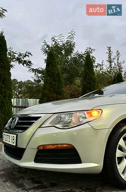 Купе Volkswagen CC / Passat CC 2010 в 
