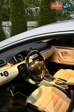 Купе Volkswagen CC / Passat CC 2010 в 