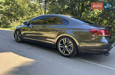 Купе Volkswagen CC / Passat CC 2013 в 