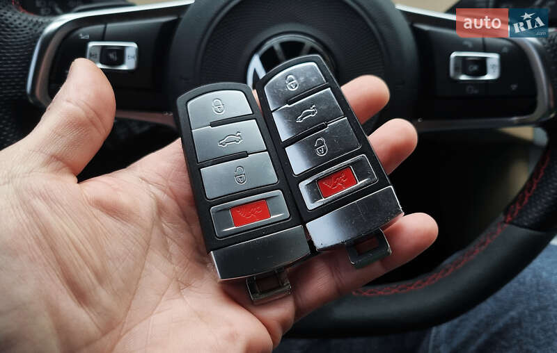Купе Volkswagen CC / Passat CC 2013 в Софіївській Борщагівці
