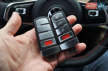 Купе Volkswagen CC / Passat CC 2013 в 