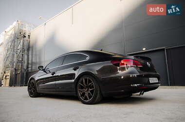 Купе Volkswagen CC / Passat CC 2013 в 