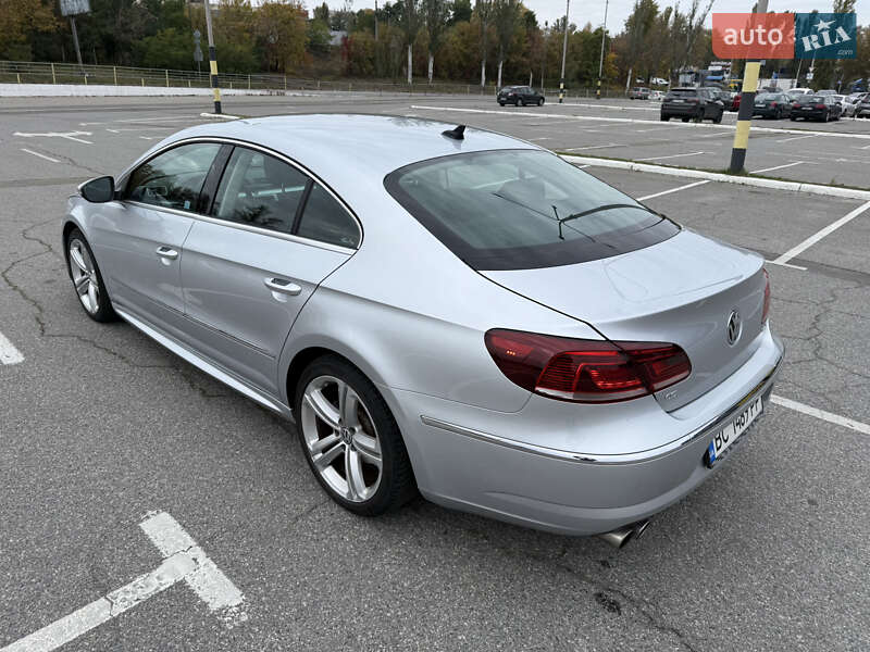 Купе Volkswagen CC / Passat CC 2014 в Києві