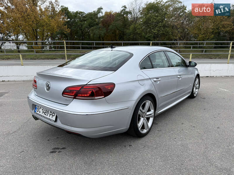 Купе Volkswagen CC / Passat CC 2014 в Києві