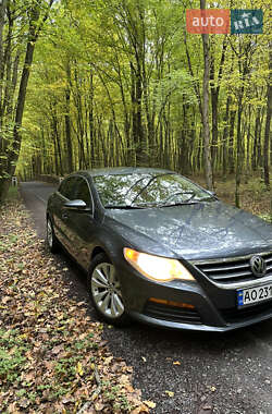 Купе Volkswagen CC / Passat CC 2011 в 