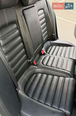 Купе Volkswagen CC / Passat CC 2013 в 