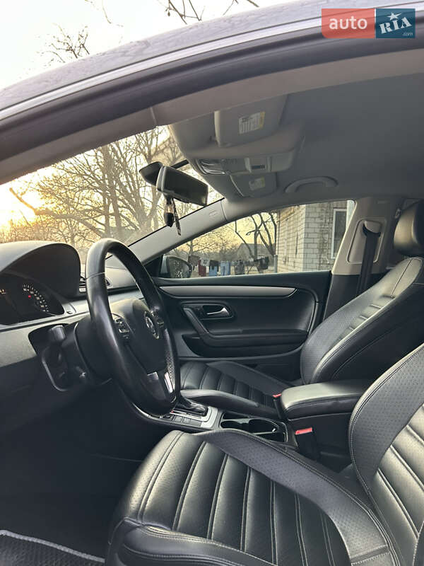 Купе Volkswagen CC / Passat CC 2011 в Фастові
