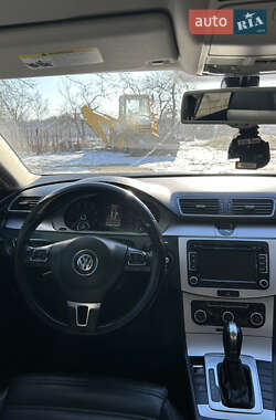 Купе Volkswagen CC / Passat CC 2011 в 