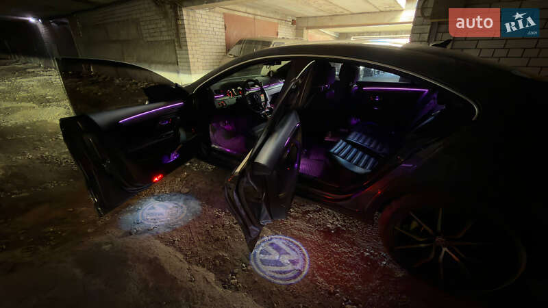 Купе Volkswagen CC / Passat CC 2012 в Киеве