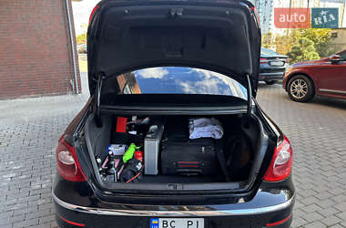 Купе Volkswagen CC / Passat CC 2011 в 