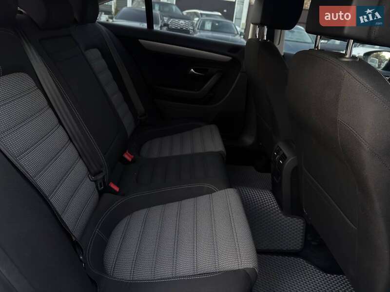 Купе Volkswagen CC / Passat CC 2012 в Харькове