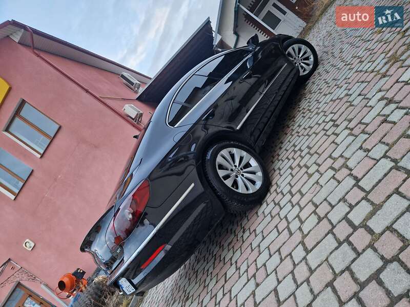 Купе Volkswagen CC / Passat CC 2009 в Надворной