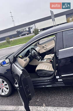 Купе Volkswagen CC / Passat CC 2010 в 