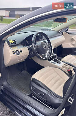 Купе Volkswagen CC / Passat CC 2010 в 