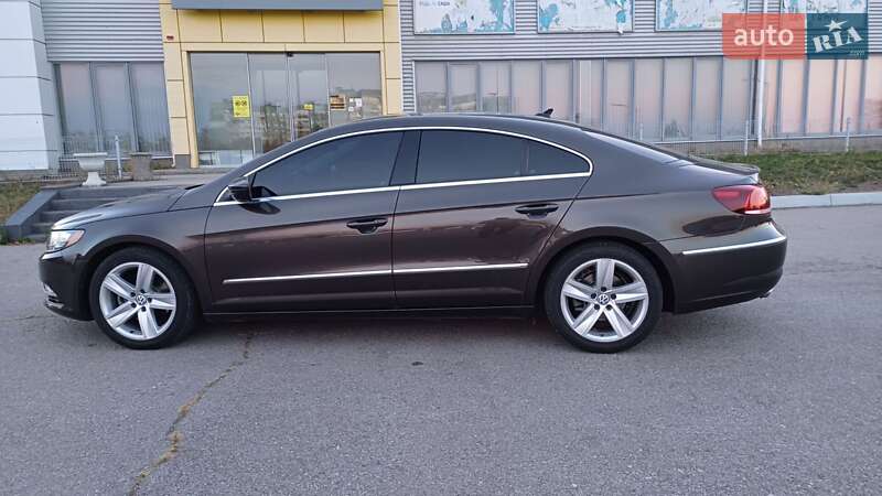 Купе Volkswagen CC / Passat CC 2014 в Запоріжжі