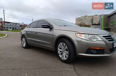 Купе Volkswagen CC / Passat CC 2010 в Кривом Роге Купе Volkswagen CC / Passat CC 2010 в Кривом Роге