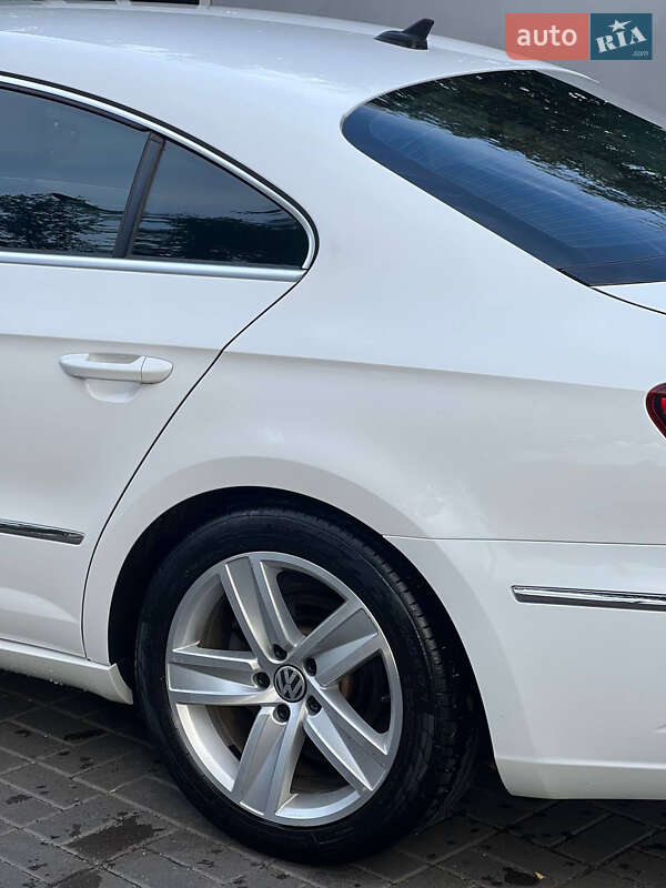 Купе Volkswagen CC / Passat CC 2013 в Києві фото 18 Купе Volkswagen CC / Passat CC 2013 в Києві