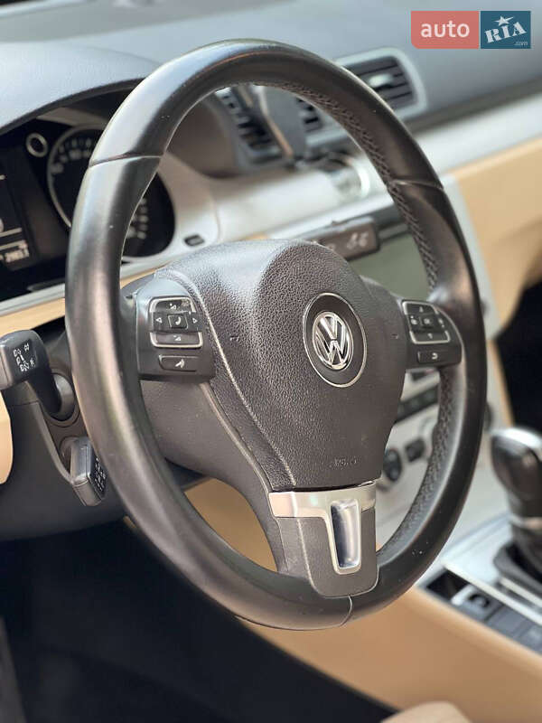 Купе Volkswagen CC / Passat CC 2013 в Києві фото 28 Купе Volkswagen CC / Passat CC 2013 в Києві