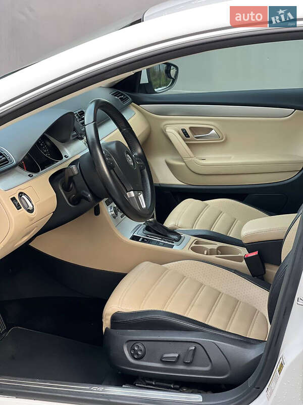 Купе Volkswagen CC / Passat CC 2013 в Києві фото 30 Купе Volkswagen CC / Passat CC 2013 в Києві