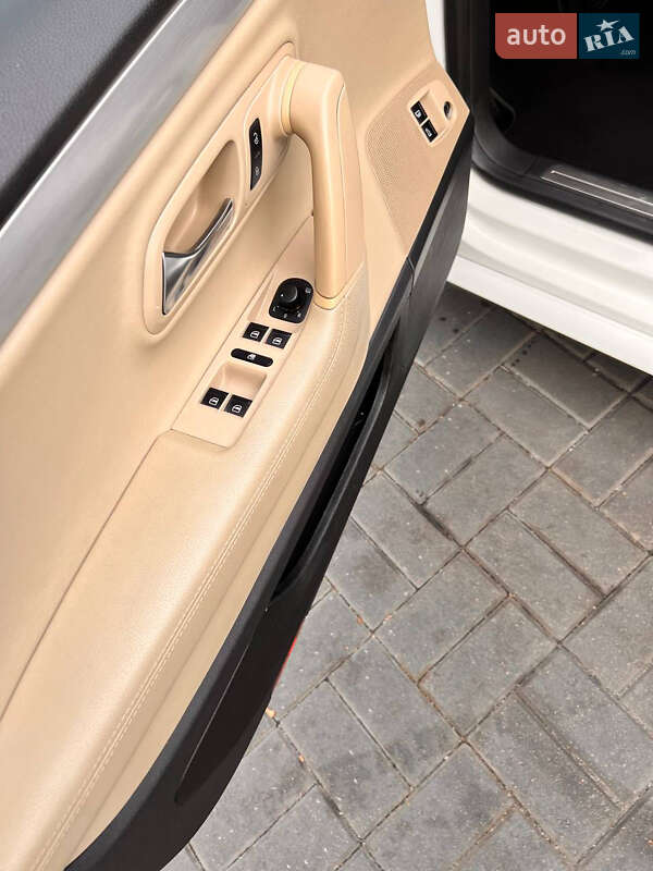 Купе Volkswagen CC / Passat CC 2013 в Києві фото 35 Купе Volkswagen CC / Passat CC 2013 в Києві