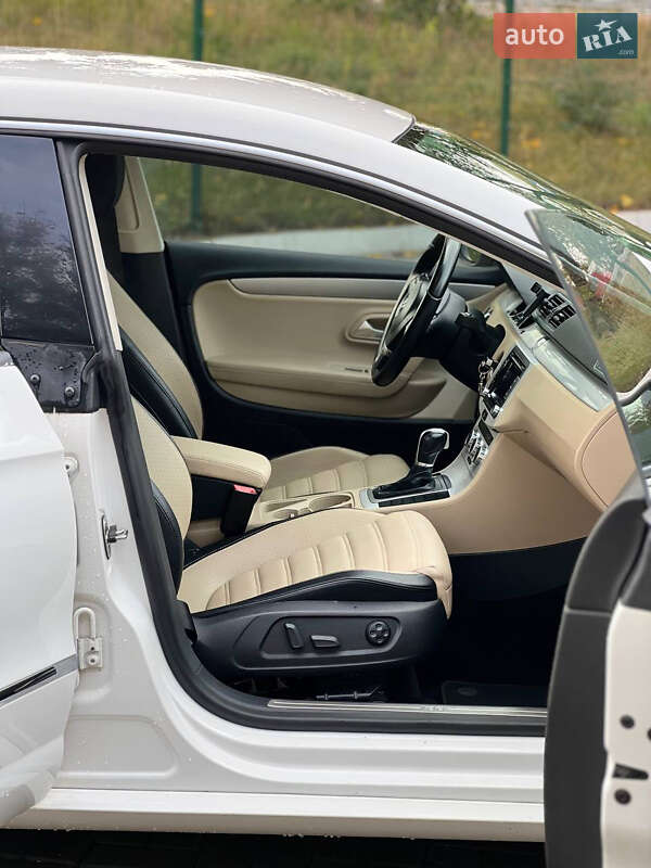 Купе Volkswagen CC / Passat CC 2013 в Києві фото 39 Купе Volkswagen CC / Passat CC 2013 в Києві