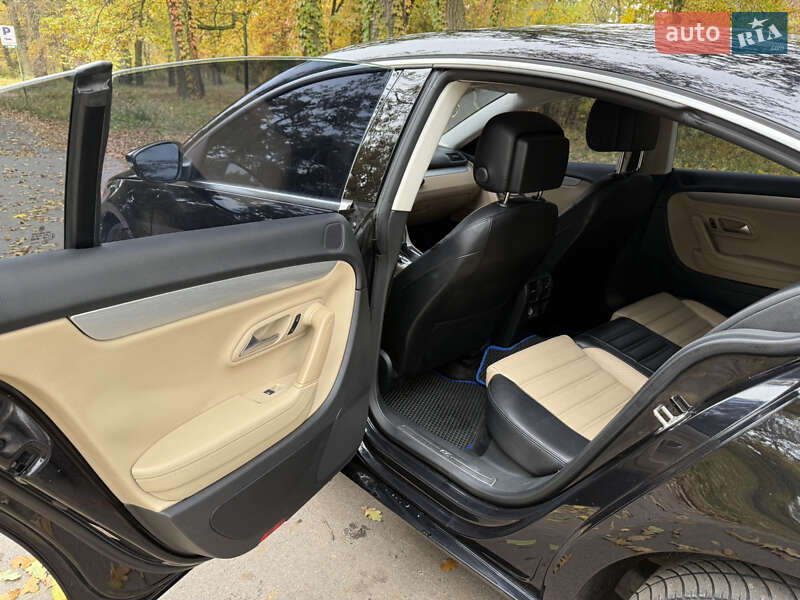 Купе Volkswagen CC / Passat CC 2014 в Білій Церкві