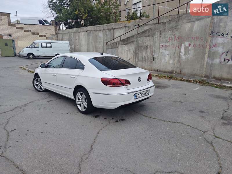 Купе Volkswagen CC / Passat CC 2013 в Киеве