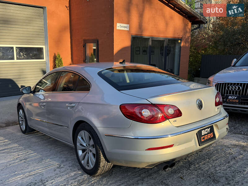 Купе Volkswagen CC / Passat CC 2010 в Івано-Франківську