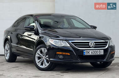 Купе Volkswagen CC / Passat CC 2011 в Сарнах