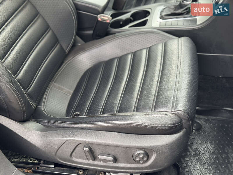 Купе Volkswagen CC / Passat CC 2011 в Сарнах фото 32 Купе Volkswagen CC / Passat CC 2011 в Сарнах