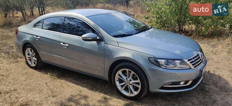 Купе Volkswagen CC / Passat CC 2012 в Каменском