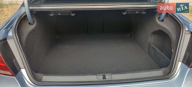 Купе Volkswagen CC / Passat CC 2012 в Каменском