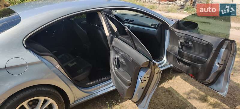 Купе Volkswagen CC / Passat CC 2012 в Каменском