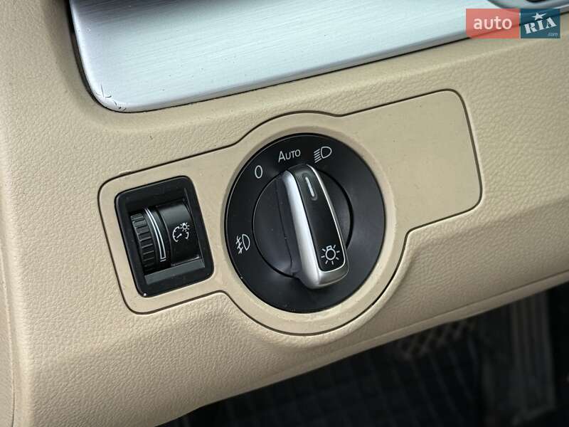 Купе Volkswagen CC / Passat CC 2013 в Дніпрі