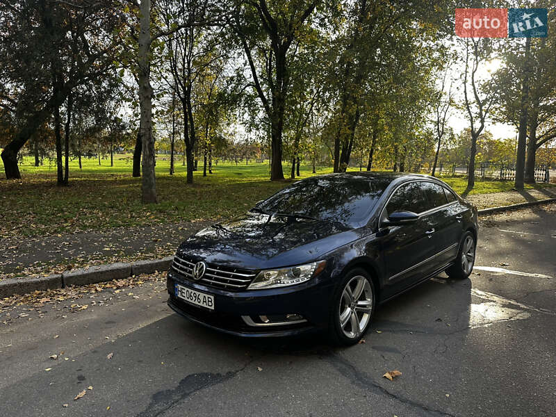Купе Volkswagen CC / Passat CC 2012 в Миколаєві