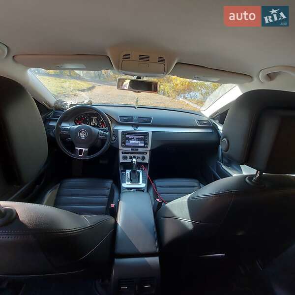 Купе Volkswagen CC / Passat CC 2012 в Дніпрі